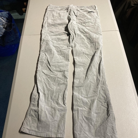 Calvin Klein Slim Bootcut Cords Corduroy Pants Women's Size 6 Light Grey EUC - Picture 2 of 7